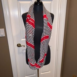 Infinity scarf